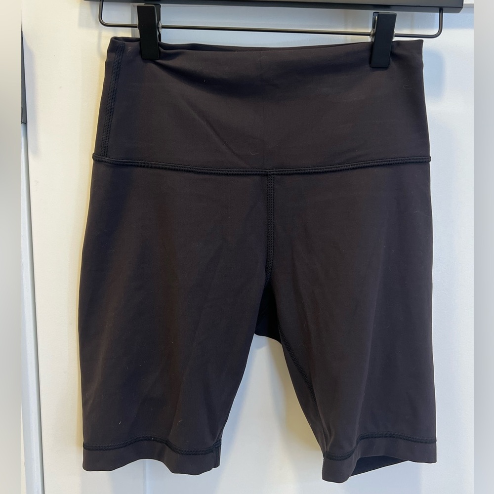 Lululemon Align Shorts 8” Size 6